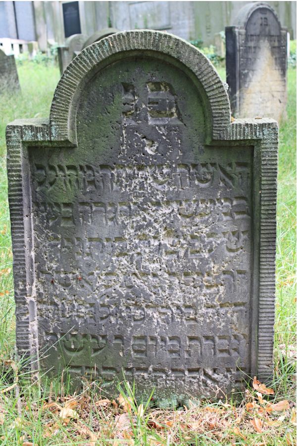 Grabstein Nummer 60 auf dem Friedhof Potsdam