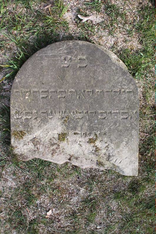 Grabstein Nummer 1591 auf dem Friedhof Potsdam