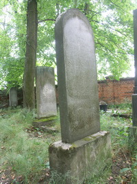 Grabstein Nummer 22 auf dem Friedhof Lindow