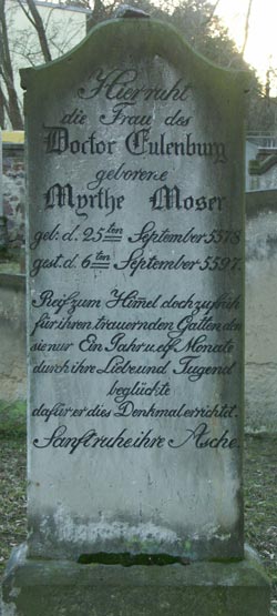 Grabstein Nummer 65 auf dem Friedhof Wriezen