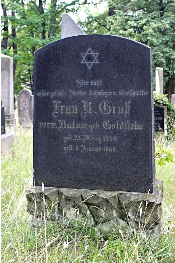 Grabstein Nummer 346 auf dem Friedhof Potsdam
