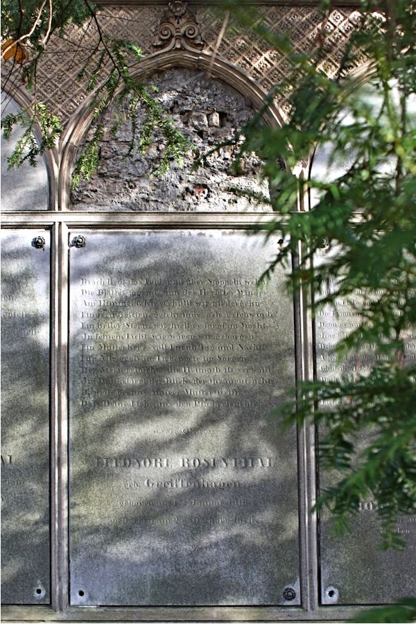 Grabstein Nummer 4433 auf dem Friedhof Potsdam