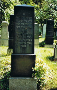 Grabstein Nummer 76 auf dem Friedhof Prenzlau