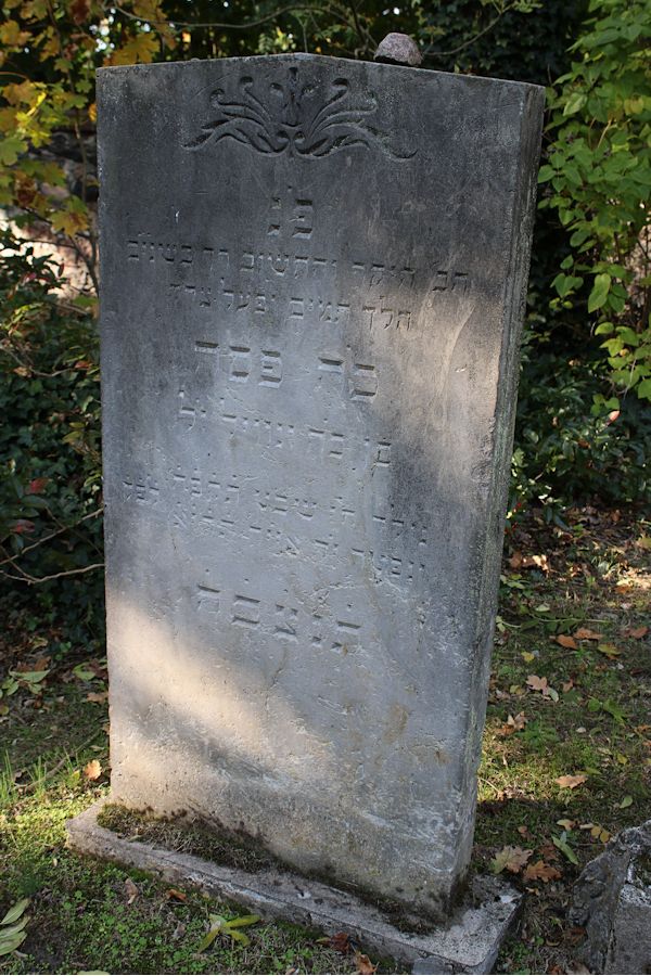 Grabstein Nummer 40 auf dem Friedhof Storkow