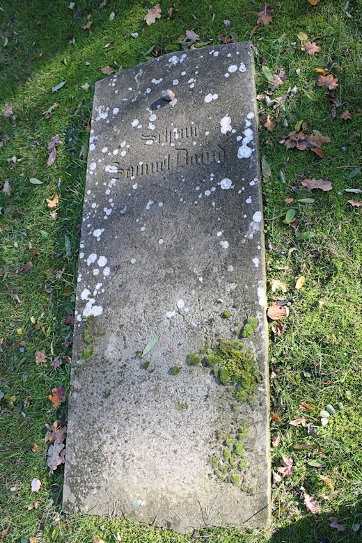 Grabstein Nummer 79 auf dem Friedhof Storkow