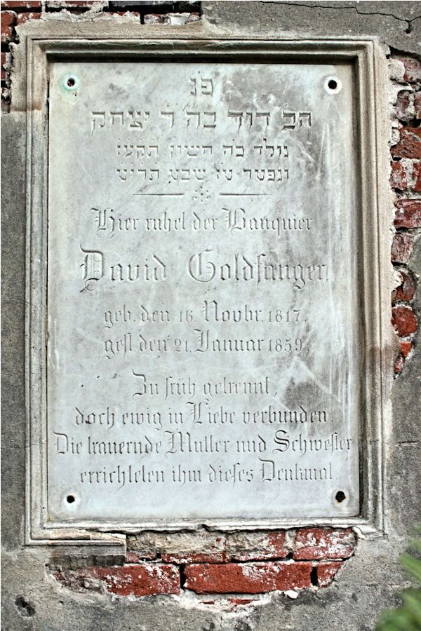 Grabstein Nummer 4422 auf dem Friedhof Potsdam