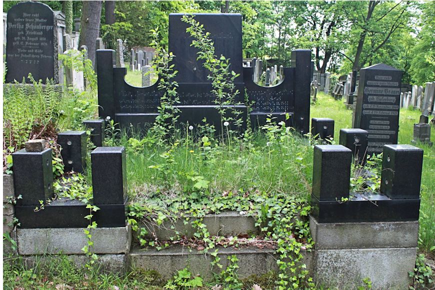 Grabstein Nummer 475 auf dem Friedhof Potsdam