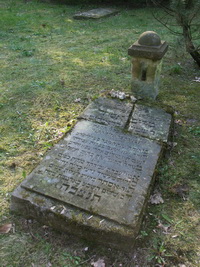 Grabstein Nummer 7 auf dem Friedhof Kremmen