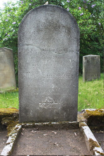 Grabstein Nummer 11 auf dem Friedhof Oderberg