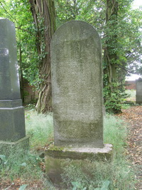 Grabstein Nummer 22 auf dem Friedhof Lindow