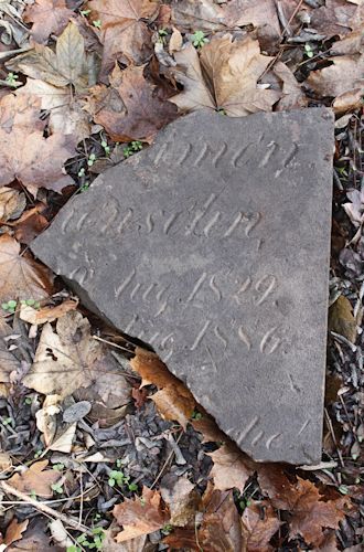 Grabstein Nummer 1 auf dem Friedhof Rzepin (Reppen)