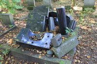 Grabstein Nummer 14 auf dem Friedhof Lindow