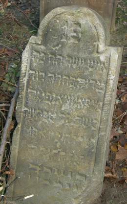 Grabstein Nummer 98 auf dem Friedhof Wriezen