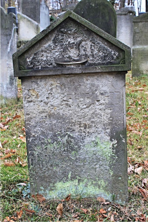 Grabstein Nummer 182 auf dem Friedhof Potsdam