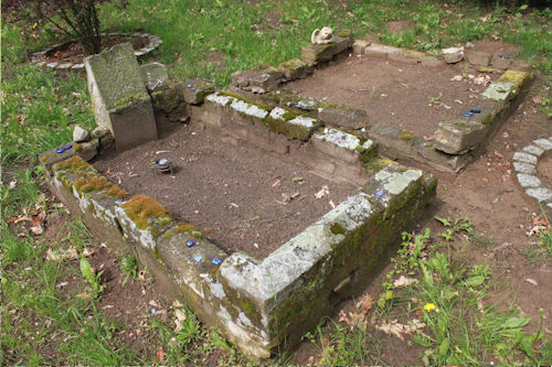Grabstein Nummer 35 auf dem Friedhof Oderberg