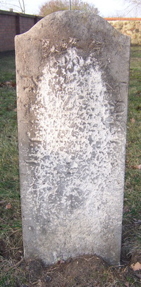 Grabstein Nummer 9 auf dem Friedhof Schwedt