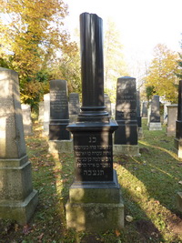 Grabstein Nummer 103 auf dem Friedhof Prenzlau