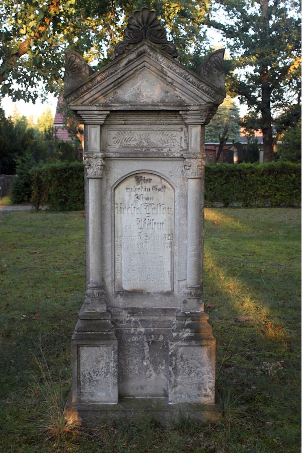 Grabstein Nummer 26 auf dem Friedhof Guben