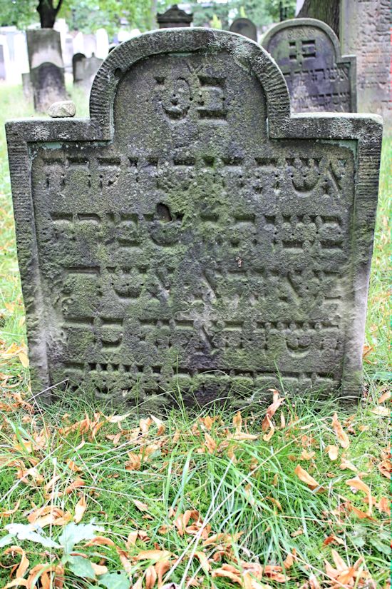 Grabstein Nummer 49 auf dem Friedhof Potsdam