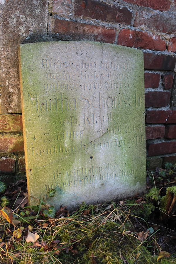 Grabstein Nummer 44 auf dem Friedhof Guben