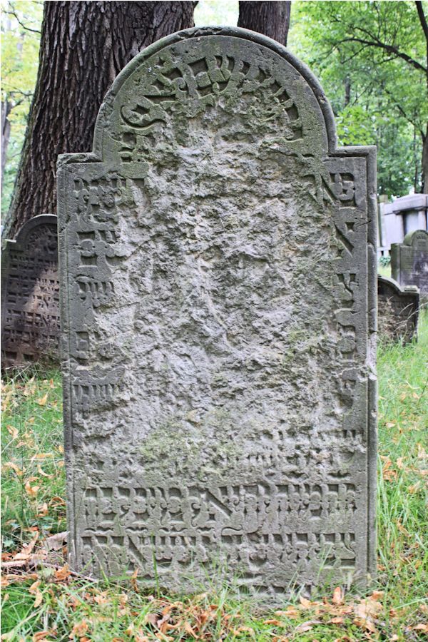 Grabstein Nummer 41 auf dem Friedhof Potsdam