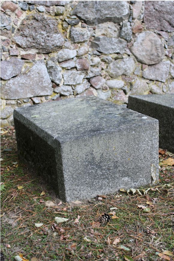 Grabstein Nummer 61 auf dem Friedhof Storkow