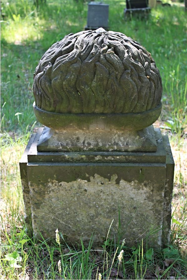 Grabstein Nummer 405 auf dem Friedhof Potsdam