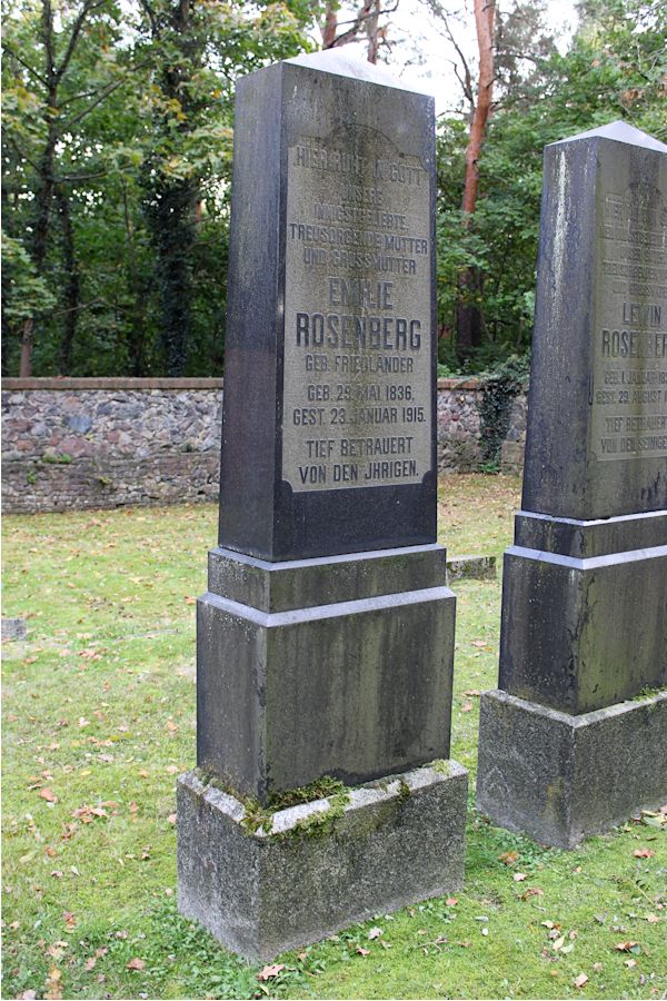 Grabstein Nummer 91 auf dem Friedhof Storkow
