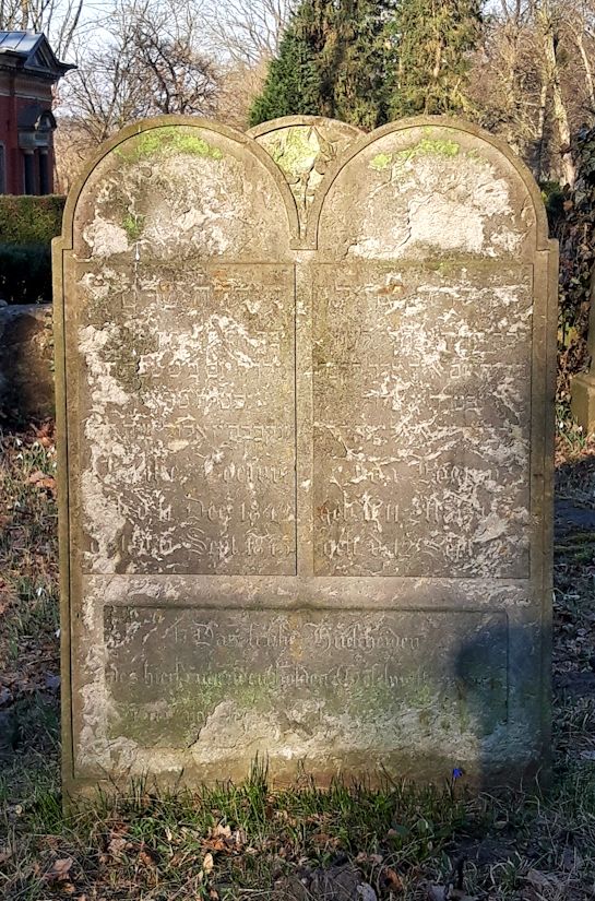 Grabstein Nummer 11 auf dem Friedhof Joachimsthal