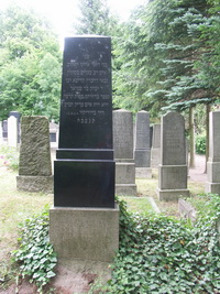 Grabstein Nummer 42 auf dem Friedhof Prenzlau