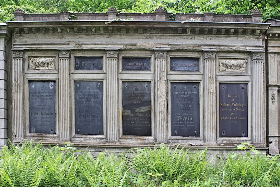 Grabstein Nummer 452 auf dem Friedhof Potsdam