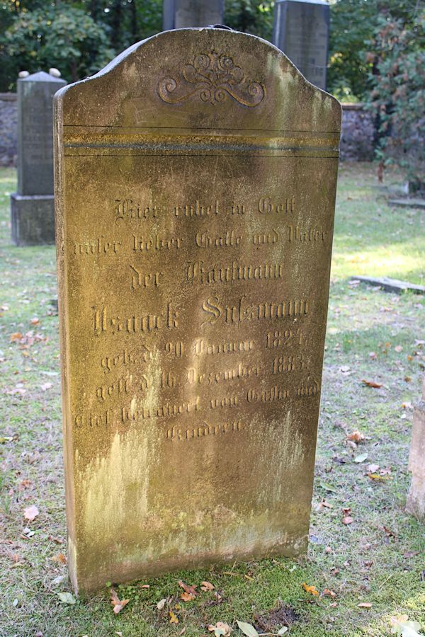 Grabstein Nummer 50 auf dem Friedhof Storkow