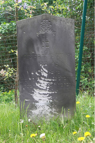 Grabstein Nummer 2 auf dem Friedhof Oderberg