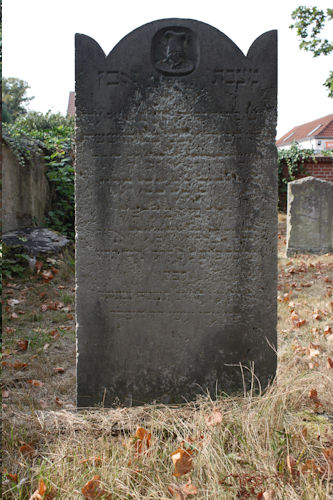 Grabstein Nummer 39 auf dem Friedhof Beelitz