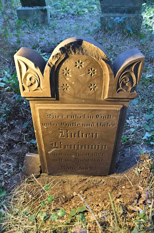 Grabstein Nummer 94 auf dem Friedhof Trzemeszno Lubuskie (Schermeisel)