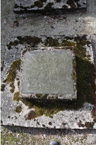 Grabstein Nummer 5 auf dem Friedhof Fürstenwalde