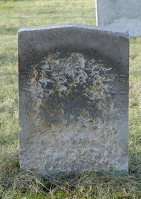 Grabstein Nummer 13 auf dem Friedhof Schwedt