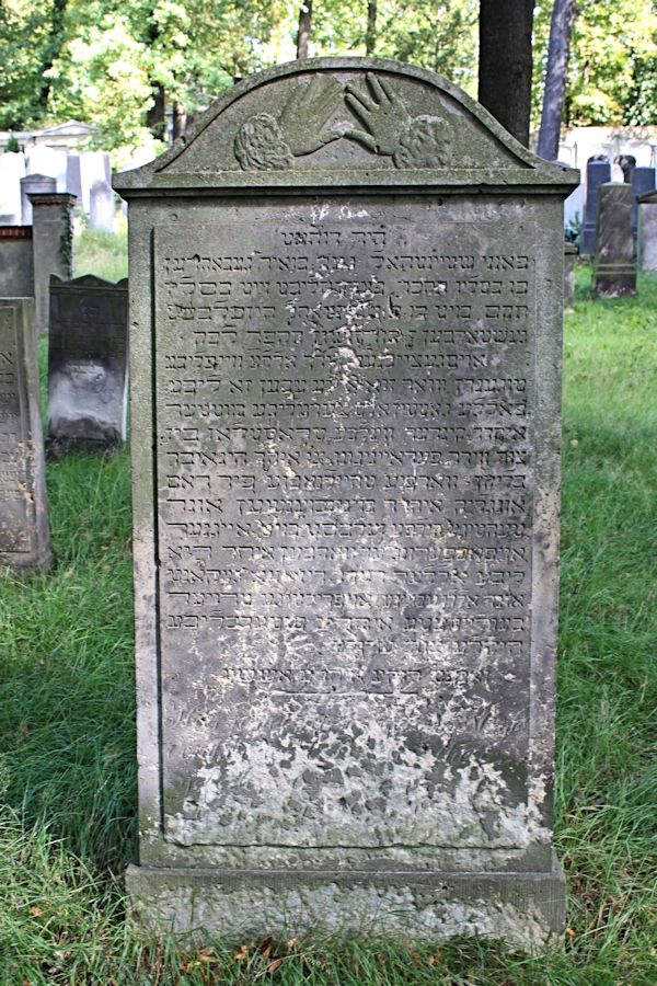 Grabstein Nummer 108 auf dem Friedhof Potsdam