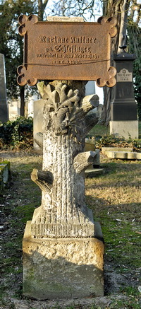 Grabstein Nummer 54 auf dem Friedhof Schwedt