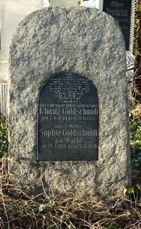 Grabstein Nummer 70 auf dem Friedhof Schwedt