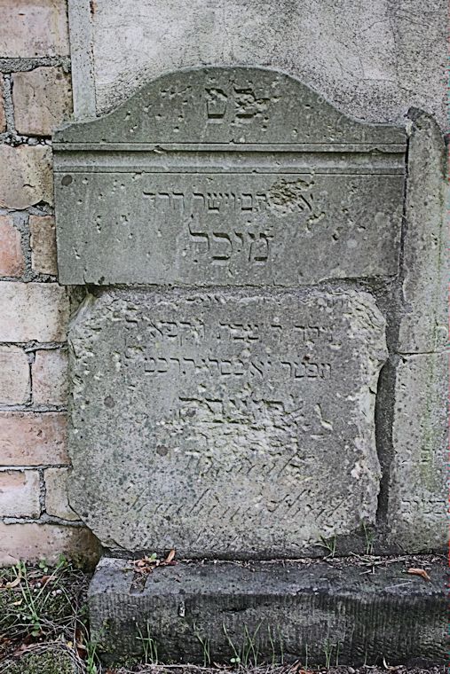 Grabstein Nummer 33 auf dem Friedhof Witnica (Vietz)