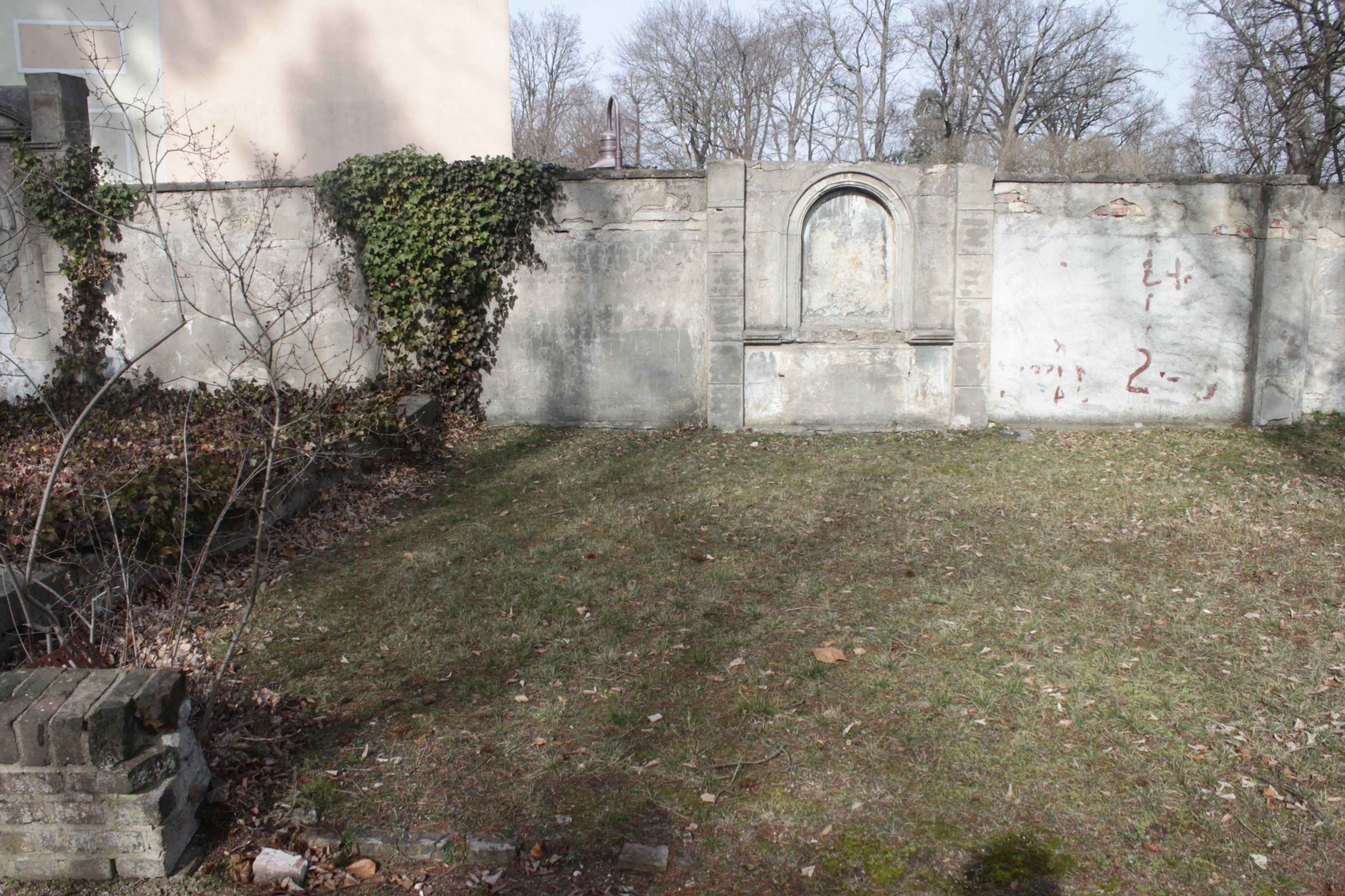 Grabstein Nummer 52 auf dem Friedhof Fürstenwalde