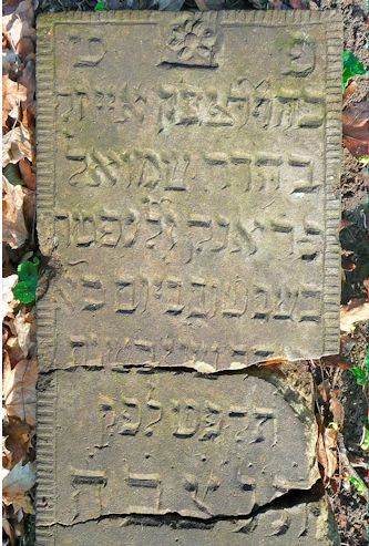 Grabstein Nummer 946 auf dem Friedhof Frankfurt/Oder