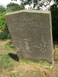 Grabstein Nummer 4 auf dem Friedhof Meinsdorf