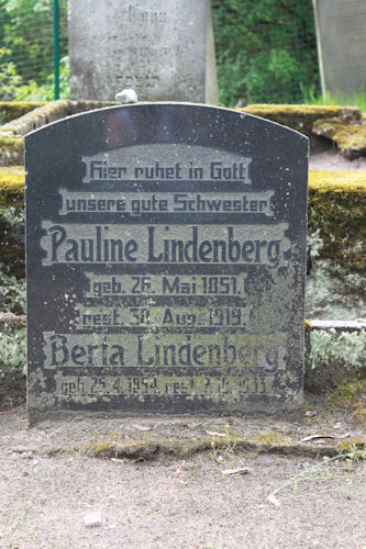 Grabstein Nummer 16 auf dem Friedhof Oderberg