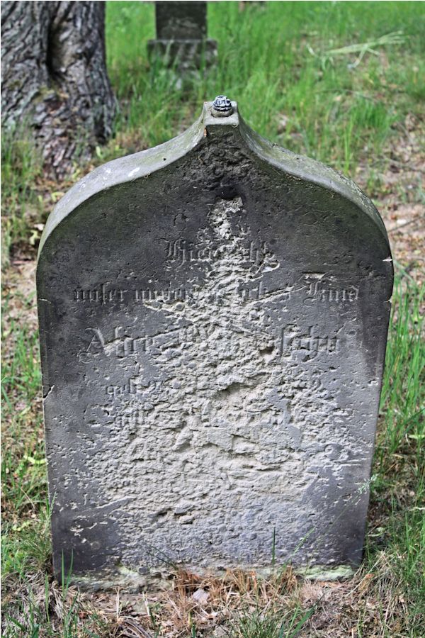 Grabstein Nummer 383 auf dem Friedhof Potsdam