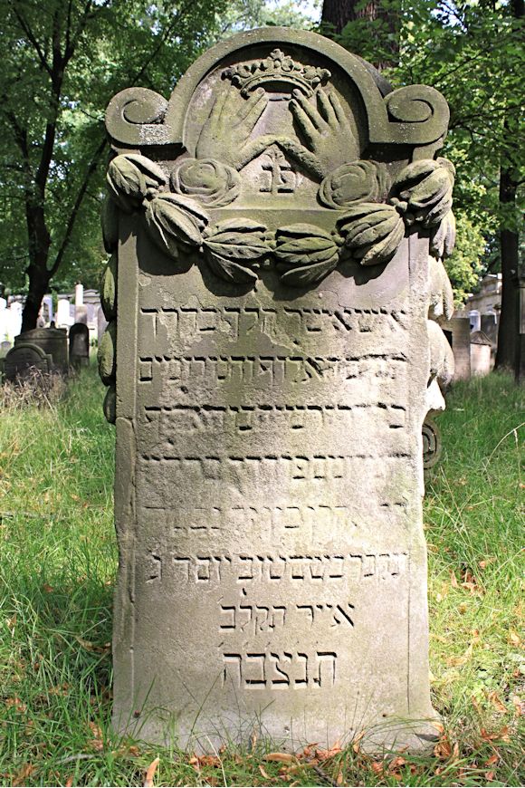 Grabstein Nummer 72 auf dem Friedhof Potsdam