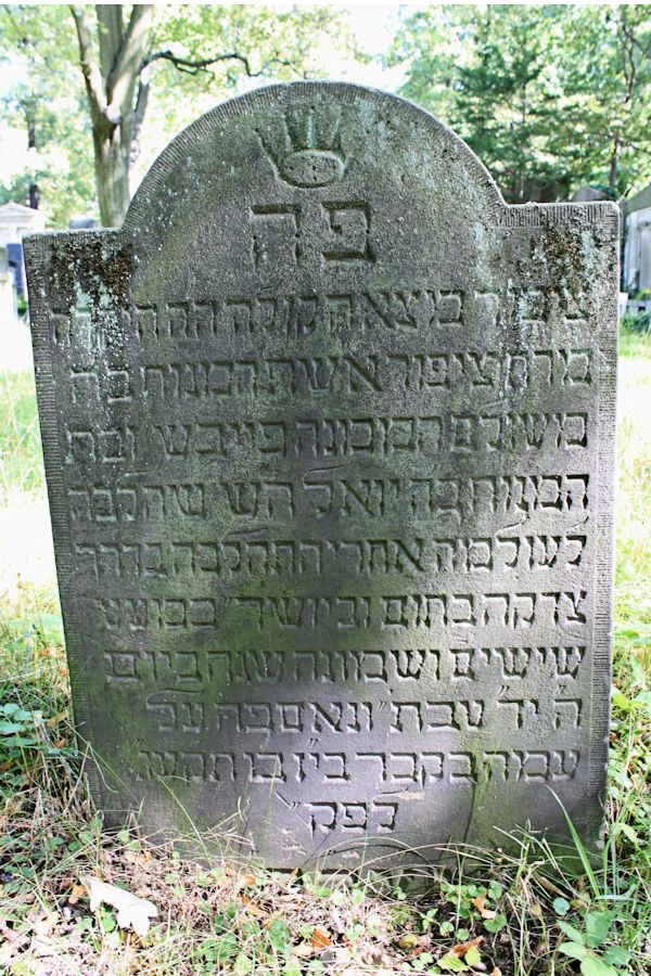 Grabstein Nummer 92 auf dem Friedhof Potsdam