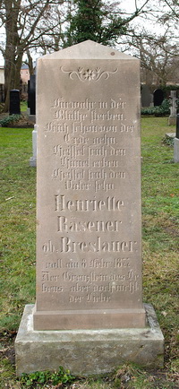 Grabstein Nummer 39 auf dem Friedhof Schwedt