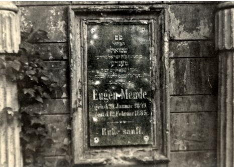 Grabstein Nummer 2013 auf dem Friedhof Frankfurt/Oder